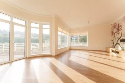 Pārdod māju, Kungu iela 8, Babītes novads, Babītes pagasts, Dzilnuciems / 310 000 € 5