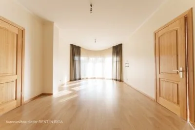 Pārdod māju, Kungu iela 8, Babītes novads, Babītes pagasts, Dzilnuciems / 310 000 € 30