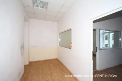 Izīrē biroju, Vaļņu iela 32, Rīga, Labais krasts, Vecrīga / 571 € 8