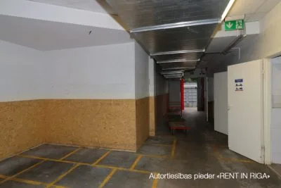 Izīrē tirdzniecības telpas, Valdemāra iela 118, Rīga, Centrs / 6576 € 7