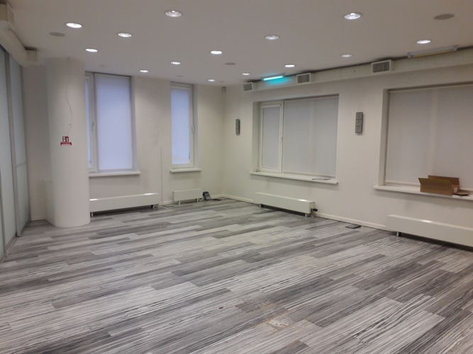 Izīrē tirdzniecības telpas, Republikas laukums iela 3, Rīga, Labais krasts, Centrs / 1 400 € 4