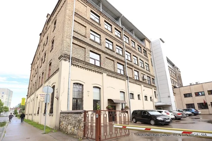 Izīrē biroju, Rūpniecības iela 32, Rīga, Labais krasts, Centrs / 875 € 8