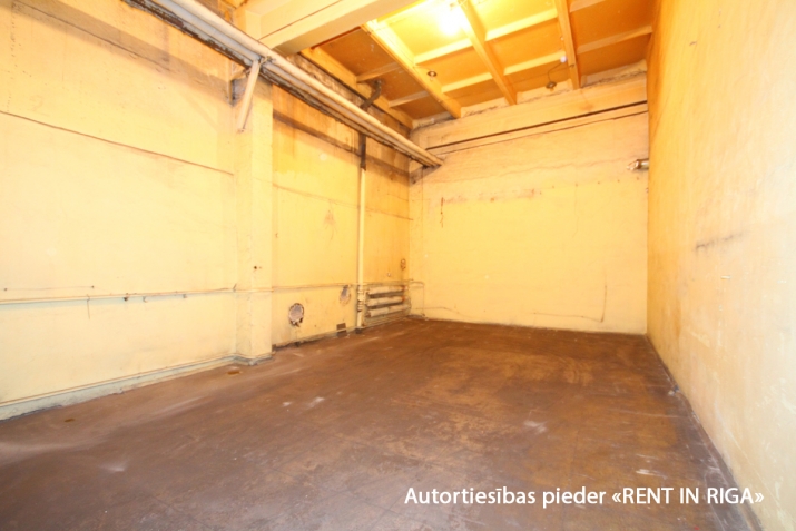 commercial premises For Rent, Kaķasēkļa dambis street 31, Rīga, Labais krasts, Centrs / 1 875 € 12