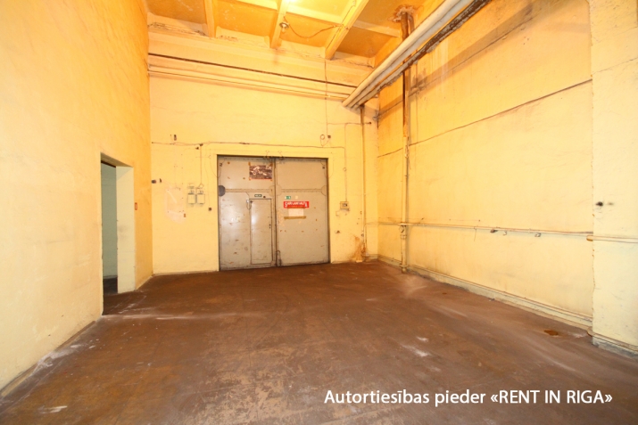 commercial premises For Rent, Kaķasēkļa dambis street 31, Rīga, Labais krasts, Centrs / 1 875 € 13