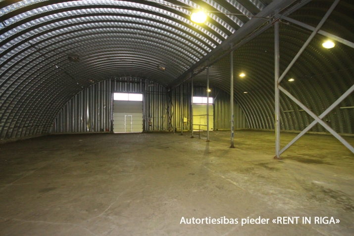 commercial premises For Rent, Kaķasēkļa dambis street 31, Rīga, Labais krasts, Centrs / 1 875 € 32