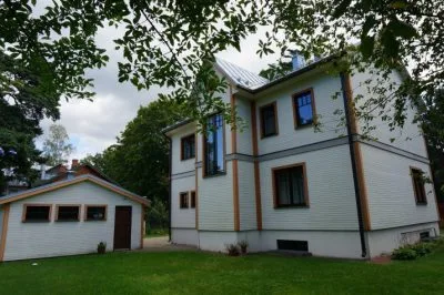 Izīrē māju, Vidus prospekts iela 64, Jūrmala, Bulduri / 2 500 € 11