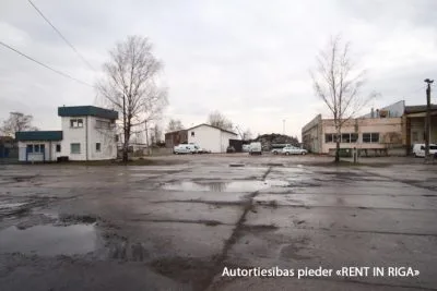 Izīrē tirdzniecības telpas, Kaķasēkļa dambis iela 31, Rīga, Labais krasts, Centrs / 1 250 € 7