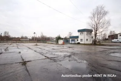 Izīrē tirdzniecības telpas, Kaķasēkļa dambis iela 31, Rīga, Labais krasts, Centrs / 1 250 € 8