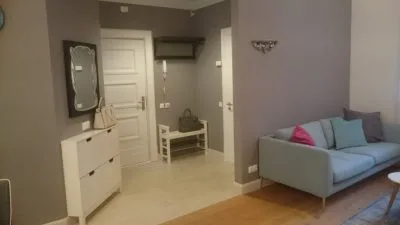 Izīrē dzīvokli, Skolas iela 20, Rīga, Labais krasts, Centrs / 780 € 2