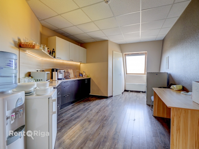 Spilves iela 35a 12