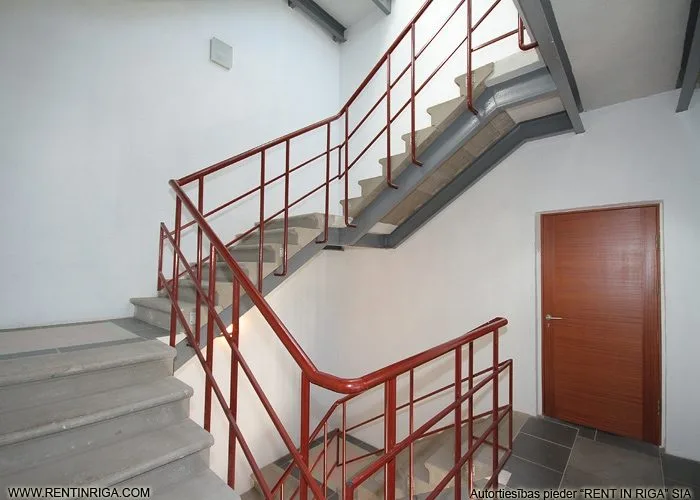 Izīrē biroju, Maskavas iela 6, Rīga, Labais krasts, Centrs / 6 341 € 17
