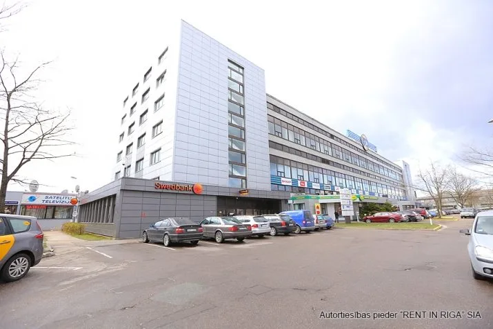 Izīrē tirdzniecības telpas, Maskavas iela 240, Rīga, Labais krasts, Ķengarags / 2 340 € 15