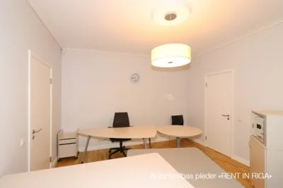 Pārdod biroju, Akas iela 8, Rīga, Labais krasts, Centrs / 110 000 € 7