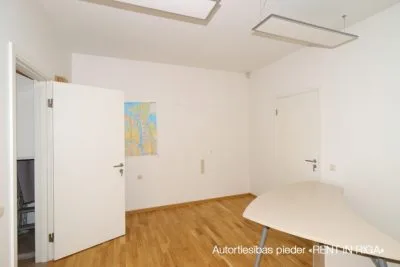 Pārdod biroju, Akas iela 8, Rīga, Labais krasts, Centrs / 110 000 € 3