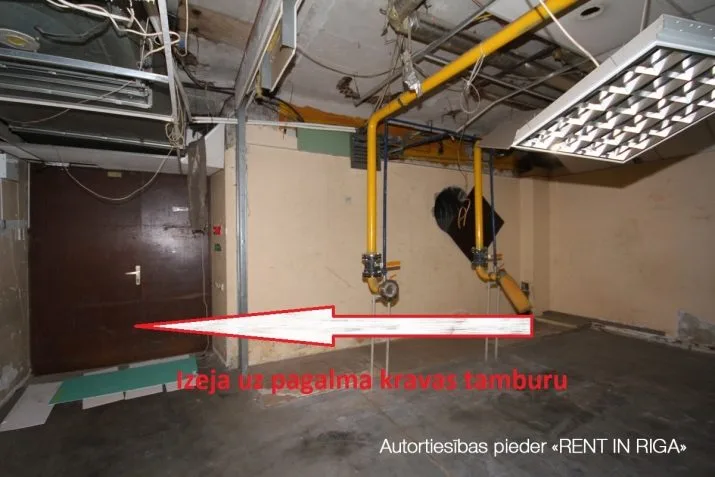 Izīrē tirdzniecības telpas, Cēsu iela 18, Rīga, Labais krasts, Centrs / 3 250 € 17