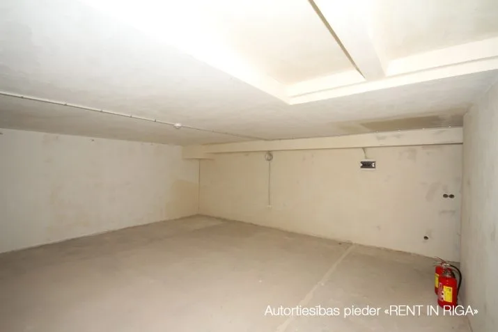 Аренда коммерческой недвижимости, Brīvības улица 67, Rīga, Labais krasts, Centrs / 4 600 € 37