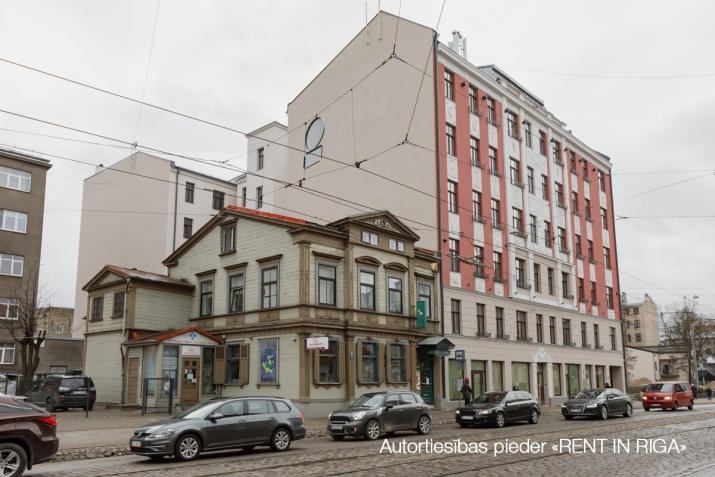 Izīrē dzīvokli, Krišjāņa Barona iela 76, Rīga, Labais krasts, Centrs / 690 € 10