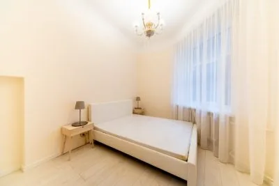 Izīrē dzīvokli, Tērbatas iela 59/61, Rīga, Labais krasts, Centrs / 650 € 6