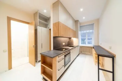 Izīrē dzīvokli, Tērbatas iela 59/61, Rīga, Labais krasts, Centrs / 650 € 1
