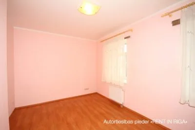 Izīrē dzīvokli, Ludzas iela 56, Rīga, Labais krasts, Maskavas forštate / 380 € 8