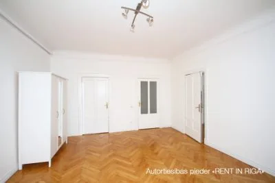 Izīrē dzīvokli, Terbatas iela 55, Rīga, Labais krasts, Centrs / 650 € 5