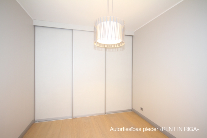 Izīrē dzīvokli, Valdemāra iela 41, Rīga, Labais krasts, Centrs / 1 500 € 8