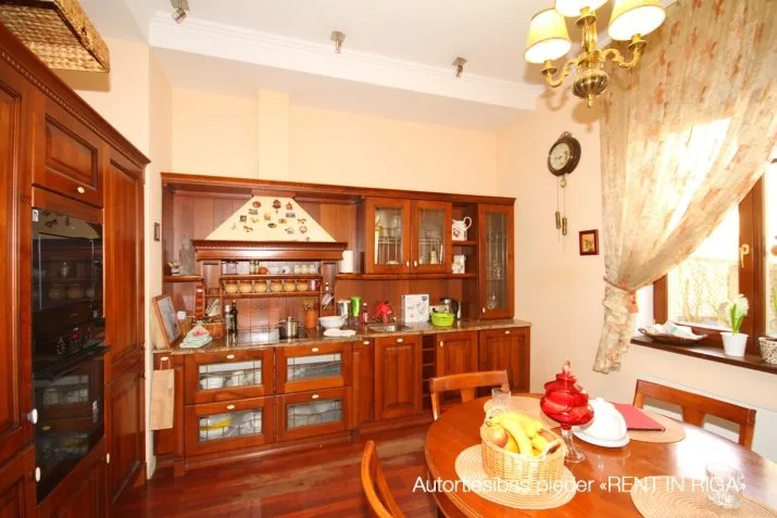 Pārdod māju, Jāņa Pliekšāna iela 25, Jūrmala, Majori / 520 000 € 8