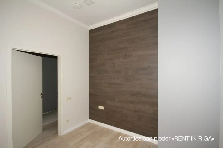 Pārdod tirdzniecības telpas, Bruņinieku iela 49 k-2, Rīga, Labais krasts, Centrs / 325 000 € 12