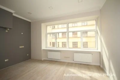 Izīrē tirdzniecības telpas, Bruņinieku iela 49 k-2, Rīga, Labais krasts, Centrs / 4 402 € 9