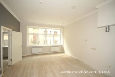 Izīrē tirdzniecības telpas, Bruņinieku iela 49 k-2, Rīga, Labais krasts, Centrs / 4 402 € 26