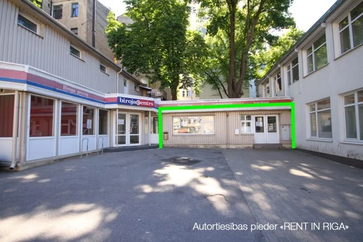 Izīrē tirdzniecības telpas, Skolas iela 2, Rīga, Labais krasts, Centrs / 675 € 1