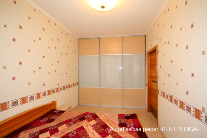 Pārdod dzīvokli, Republikas laukums iela 3, Rīga, Labais krasts, Centrs / 140 000 € 8