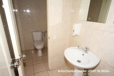 Izīrē biroju, Brīvības gatve 223, Rīga, Labais krasts, Teika / 584 € 8