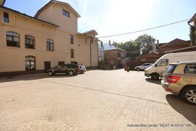 commercial premises For Rent, Jēzusbaznīcas street 7a, Rīga, Labais krasts, Centrs / 1 050 € 2