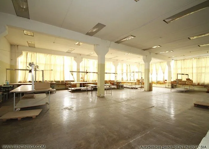 Izīrē ražošanas telpas, Ādažu iela 3, Rīga, Labais krasts, Jaunmīlgrāvis / 7 000 € 9