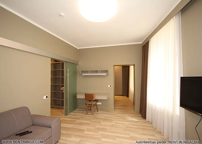 Pārdod dzīvokli, Meistaru iela 8, Rīga, Labais krasts, Centrs / 175 000 € 4
