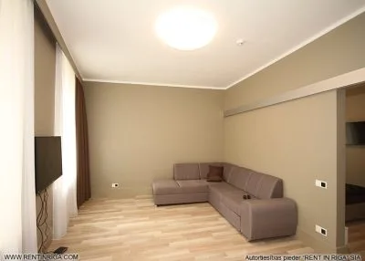 Pārdod dzīvokli, Meistaru iela 8, Rīga, Labais krasts, Centrs / 175 000 € 3