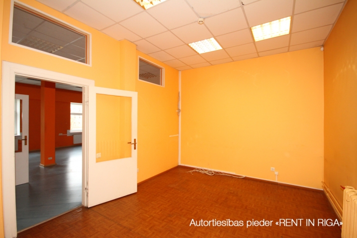 Izīrē biroju, Tērbatas iela 83b, Rīga, Labais krasts, Centrs / 750 € 14