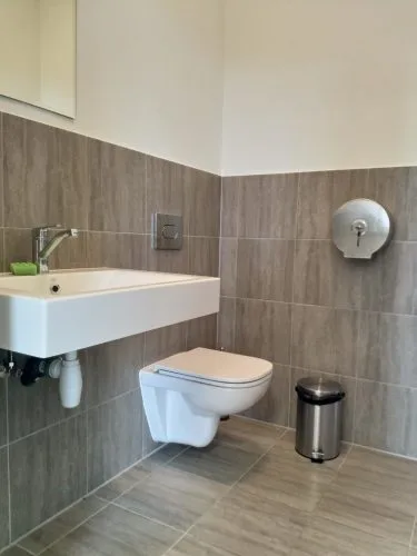 Office For Rent, Ulmaņa gatve 127, Rīga, Kreisais krasts, Šampēteris / 848 € 12