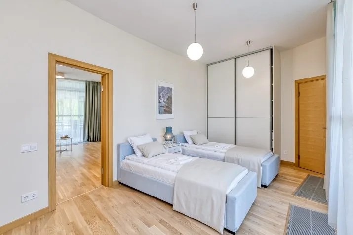 Izīrē dzīvokli, Mežaparka prospekts iela 1, Jūrmala, Dzintari / 1 800 € 8