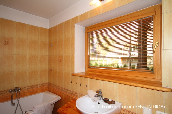 Pārdod māju, Zaļumu iela 1, Rīga, Labais krasts, Berģi / 240 000 € 17