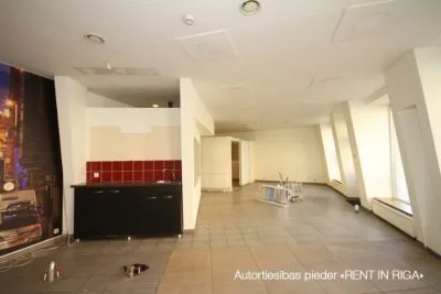 Izīrē tirdzniecības telpas, Brīvības iela 172, Rīga, Labais krasts, Centrs / 600 € 4