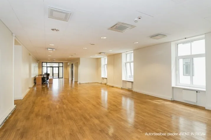 Аренда офиса, Meierovica 16, Rīga, Labais krasts, Centrs / 500 € 2