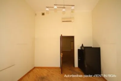 Izīrē biroju, Blaumaņa iela 5a, Rīga, Labais krasts, Centrs / 923 € 5