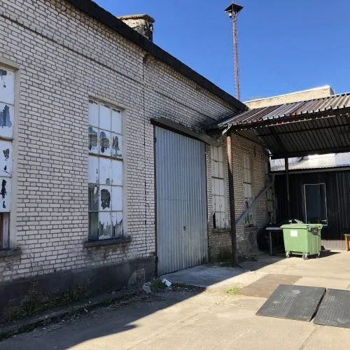Spilves iela 8 6