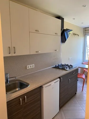 Izīrē dzīvokli, Augļu iela 11, Rīga, Kreisais krasts, Āgenskalns / 270 € 4