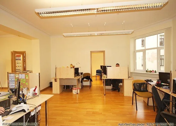 Valdemāra iela 33 2