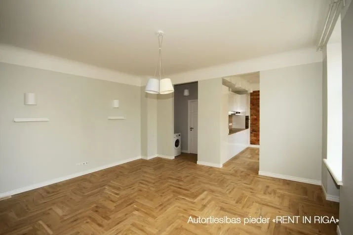 Krišjāņa Barona iela 76 4