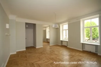 Izīrē dzīvokli, Krišjāņa Barona iela 76, Rīga, Labais krasts, Centrs / 700 € 1