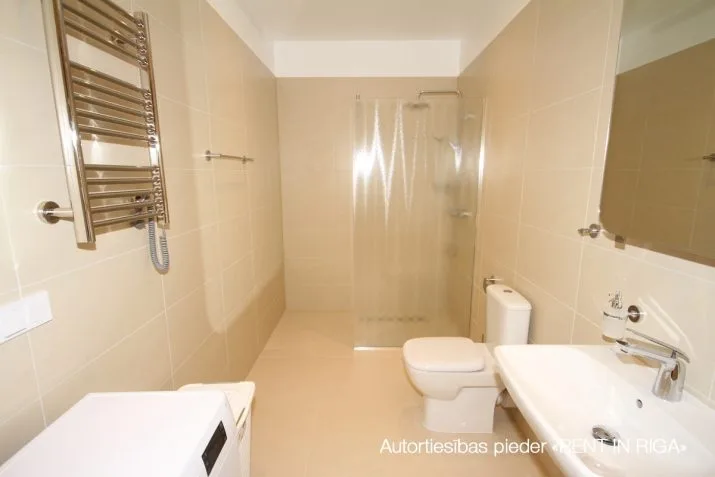 Izīrē dzīvokli, Mežaparka prospekts iela 1, Jūrmala, Dzintari / 2 750 € 12